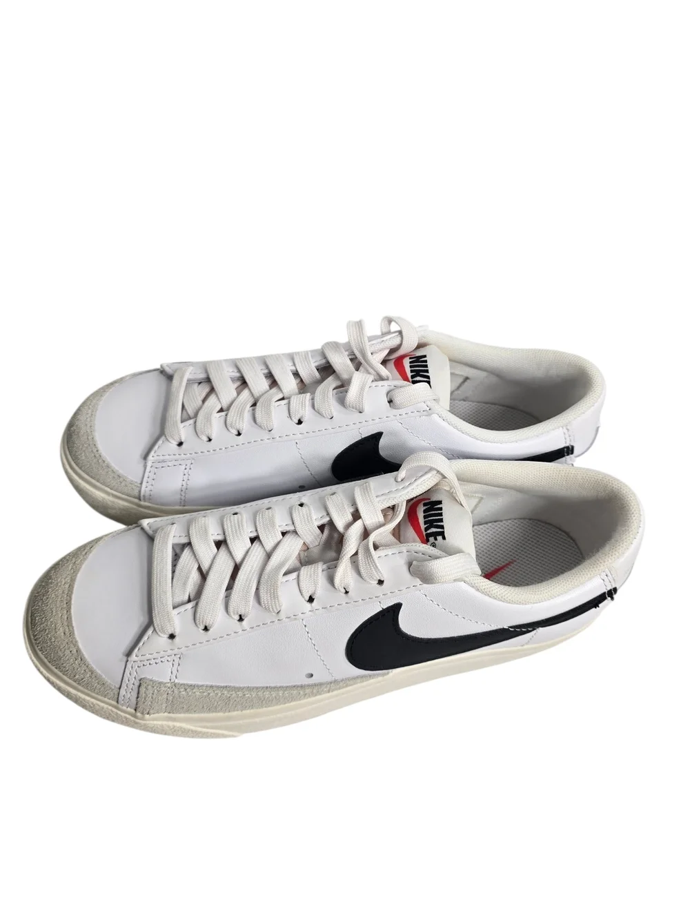 Nike Blazer Low Platform Women's 7 White Black Sail DJ0292-101 Sneakers USED